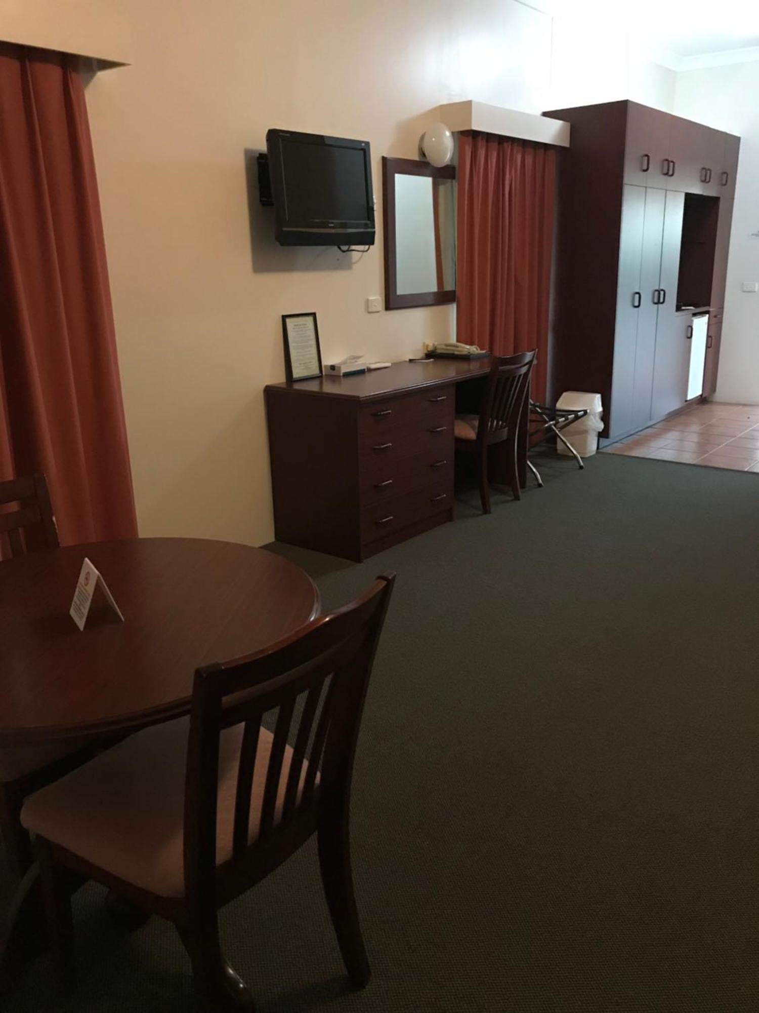 The Kidman Wayside Inn Griffith Ngoại thất bức ảnh