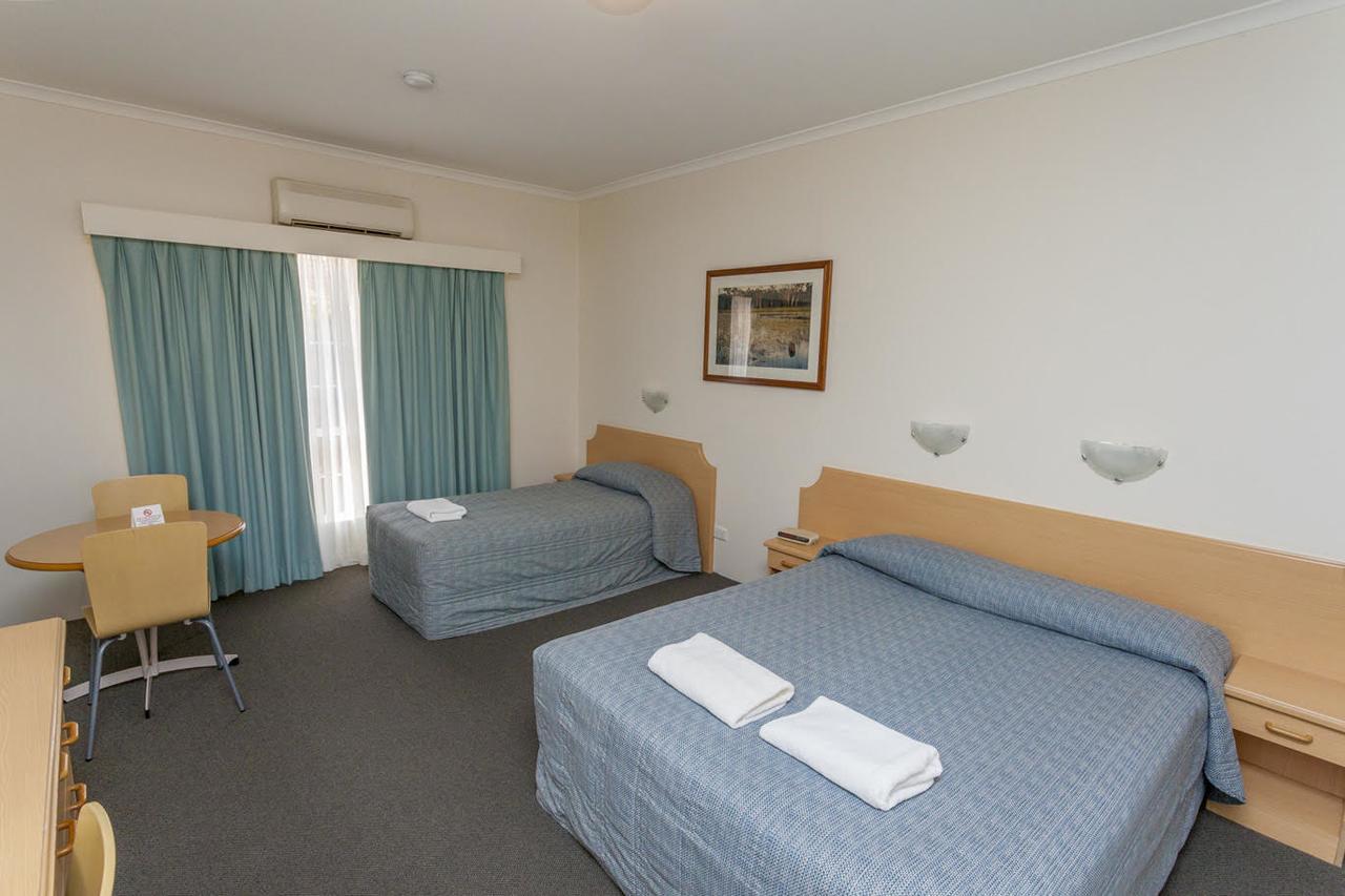 The Kidman Wayside Inn Griffith Ngoại thất bức ảnh