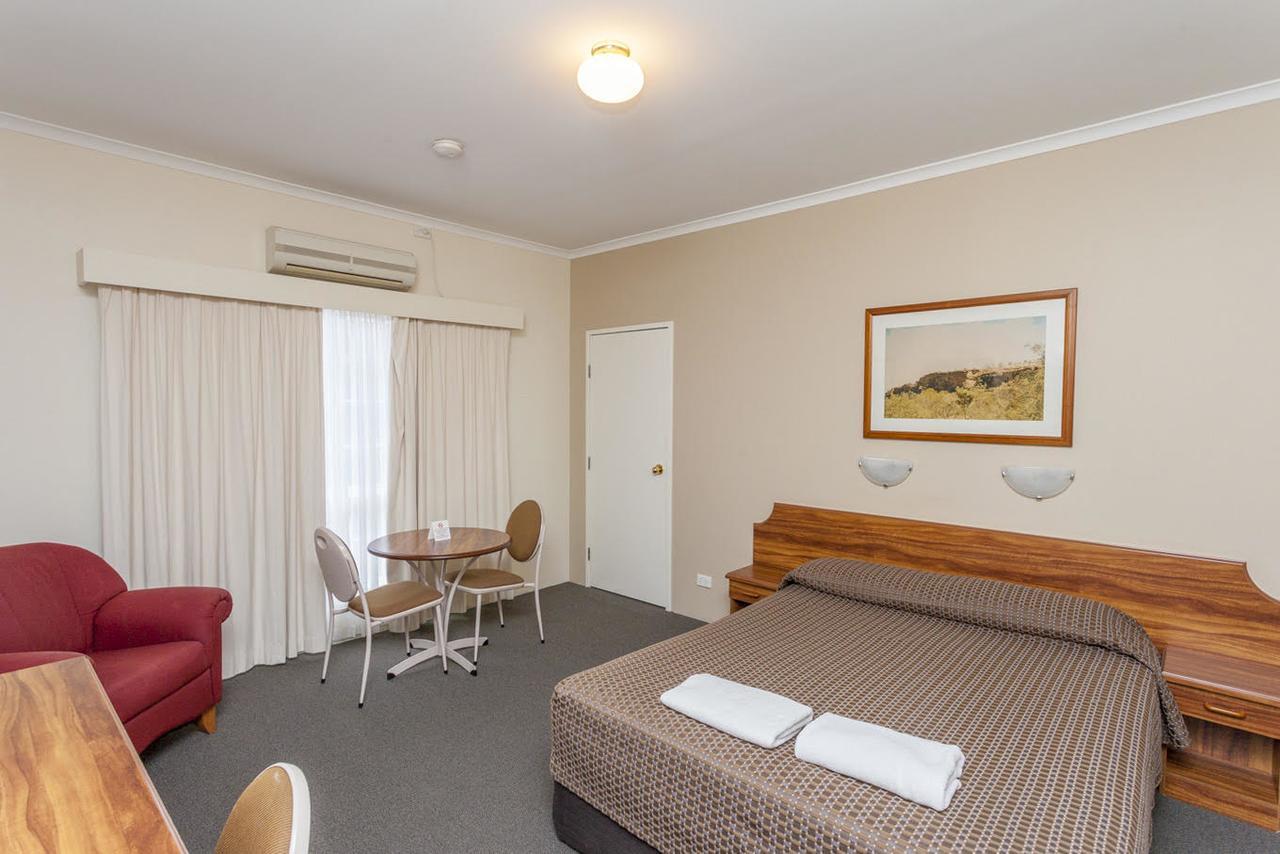 The Kidman Wayside Inn Griffith Ngoại thất bức ảnh